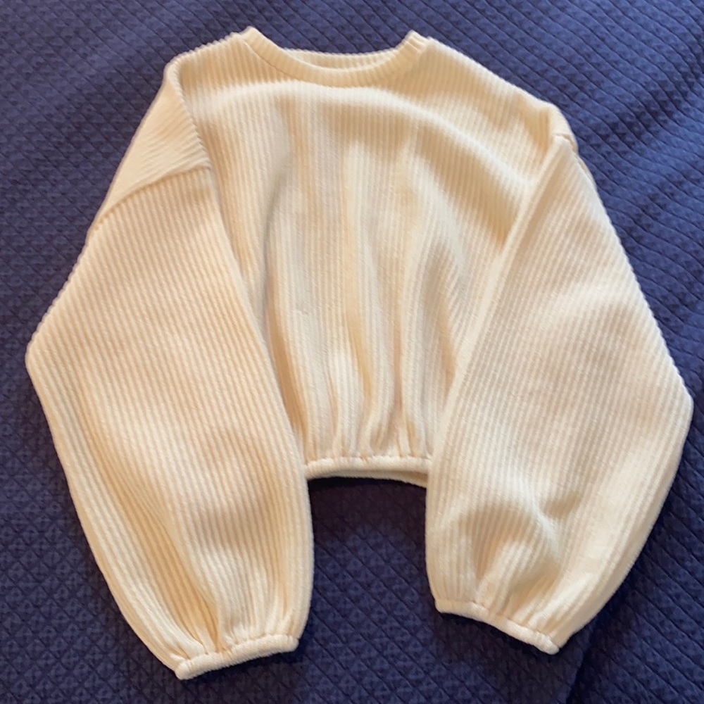 Long Sleeve Yellow Oak + Fort Crop Top